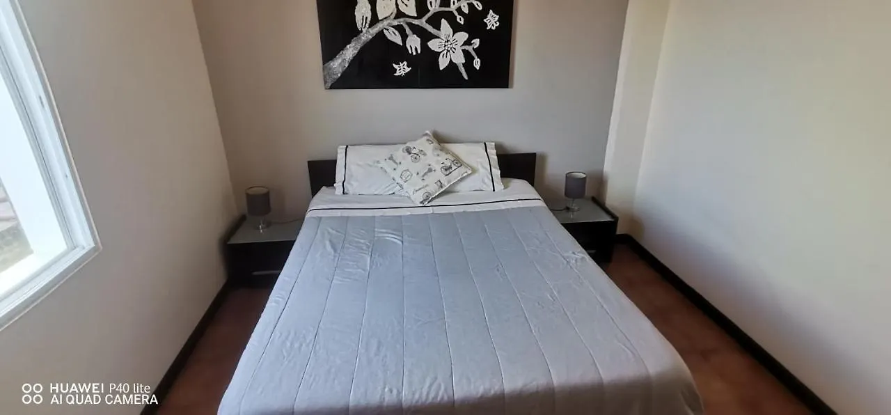 Quarto em Acomodações Particulares Quarto Vista Mar Câmara de Lobos